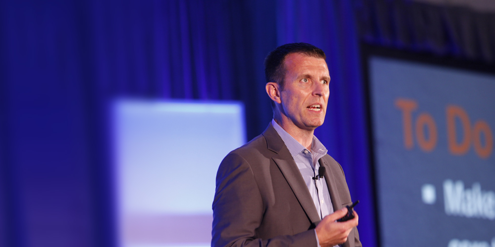 JL-Hero-Jason-Lauritsen-Speaking